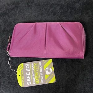 NWT! Travelon RFID Safety Purple Wallet